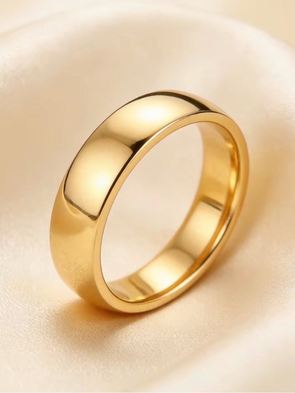 Polished Gold Band Engagement Ring